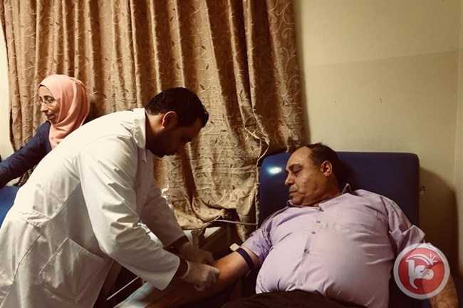 محافظة جنين تنفذ حملة للتبرع بالدم في جنين