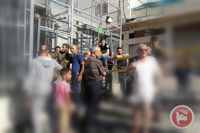 صور- الاحتلال ينكل بالمواطنين في تل الرميدة