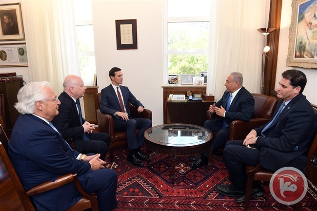 نتنياهو يبحث مع كوشنر وغرينبلات الاوضاع في غزة