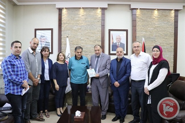 بلدية الخليل تستعد لتوقيع اتفاقية توأمة مع مدينة جينت البلجيكية