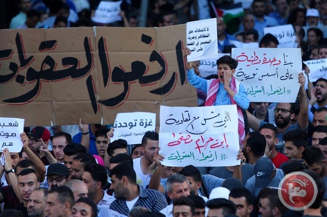&quot;الصحفيين&quot; توقف مقاطعتها للحكومة والأمن