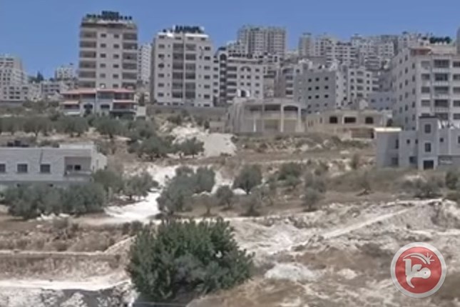 تشققات الجبل الأبيض تثير حالة من الخوف والتوتر