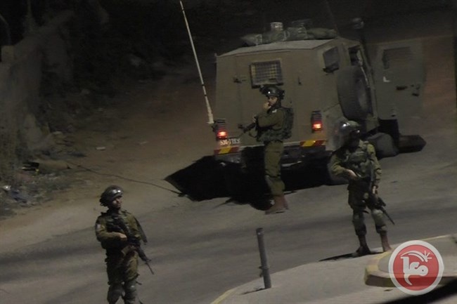 الاحتلال يعتقل 4 مواطنين ويصادر سلاحا