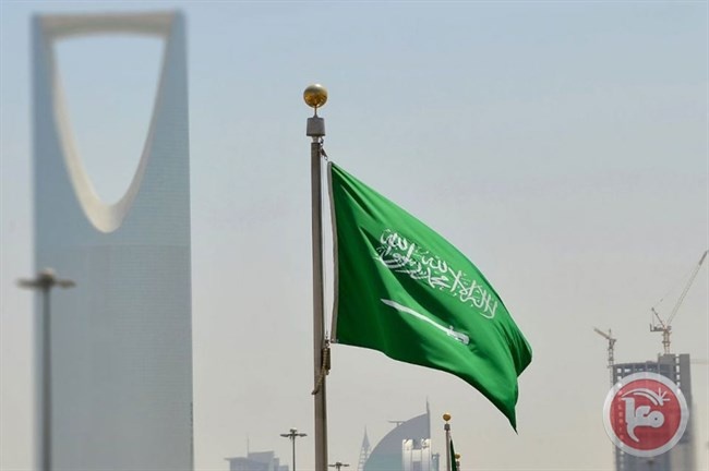 السعودية: نتمسك بالمبادرة العربية واقامة دولة فلسطينية