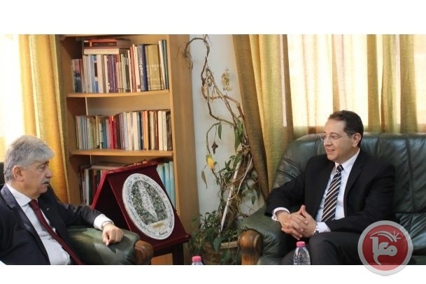 مجدلاني يثمن دور مصر الريادي في دعم القضية
