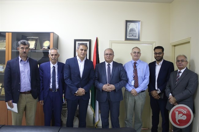 الشاعر يؤكد أهمية ضمان الأمن الغذائي للأسر الفقيرة والمهمشة