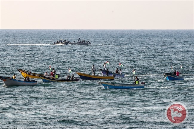 الاحتلال يفرج عن صيادين اعتقلهما فجرا قبالة سواحل غزة