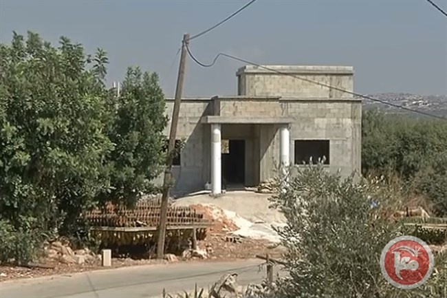 الاحتلال يسلم اخطارات بوقف البناء والهدم في بلدة زبدة