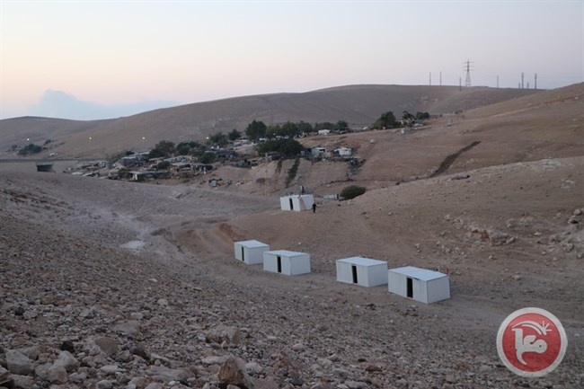 الاحتلال يهدم قرية الوادي الأحمر الجديدة
