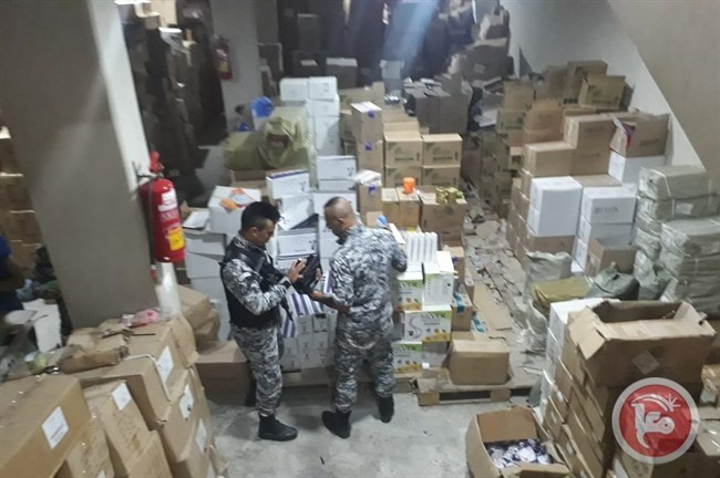 ضبط 2.5 طن مواد تجميل فاسدة الخليل