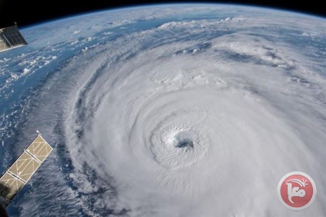 الإعصار الأقوى منذ 30 عاما يقترب من السواحل الامريكية