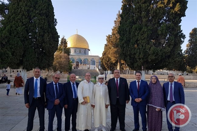 والي بنك المغرب يزور فلسطين