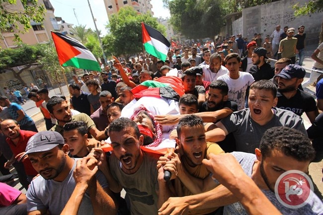 قطاع غزة يُشيّع 4 شهداء