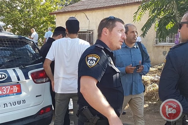 صور- الاهالي يتصدون لمحاولات المستوطنين السيطرة على اراض في القدس