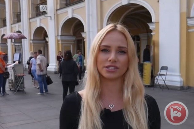 فيديو- ناشطة روسية تهاجم الرجال بمبيض الملابس