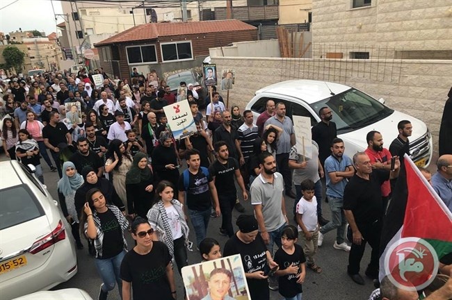 مسيرة مركزية في جت المثلث إحياء للذكرى الـ١٨ لانتفاضة الاقصى