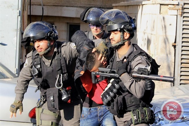 الاحتلال يعتدي على 3 قاصرين اثناء اعتقالهم