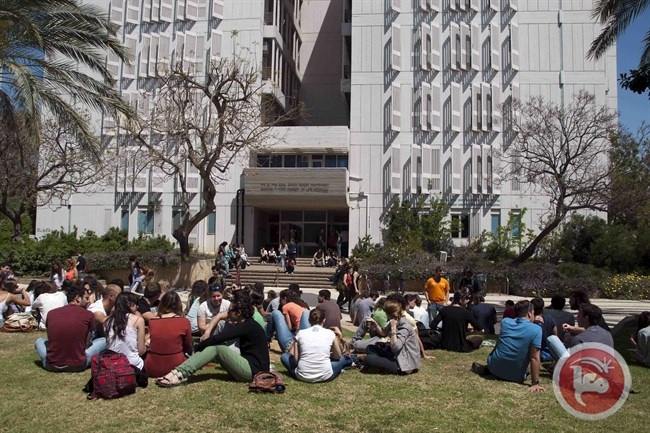جامعة تل أبيب تلغي إبعاد 130 طالبا عربيا