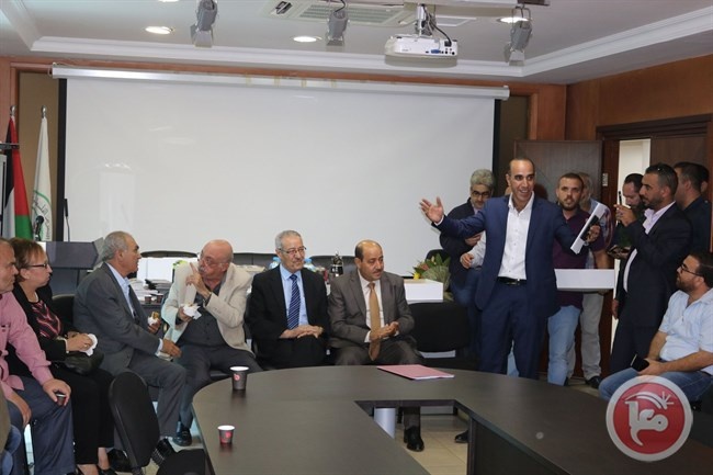 فلسطيني يحصل على أعلى درجة تقدير للدكتوراة بإدارة الاعمال بالمغرب