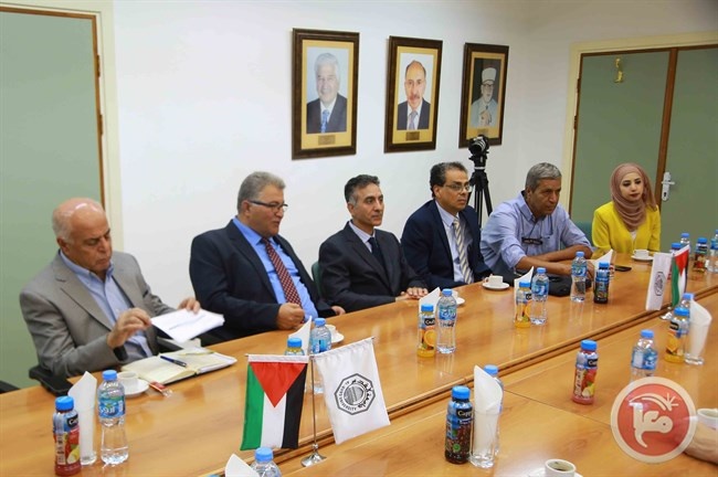 أبوكشك يستقبل وفد رجال اعمال فلسطينيين من الولايات المتحدة