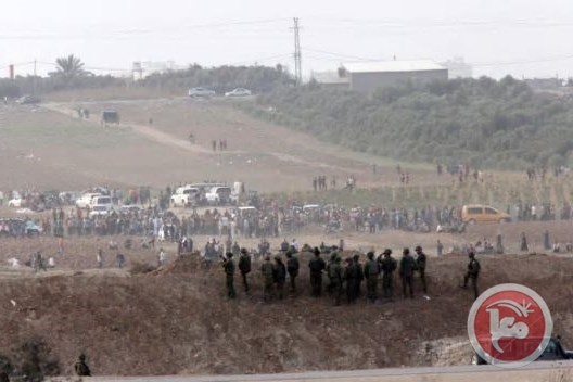 اصابة شاب على حدود غزة واعتقالات في الضفة