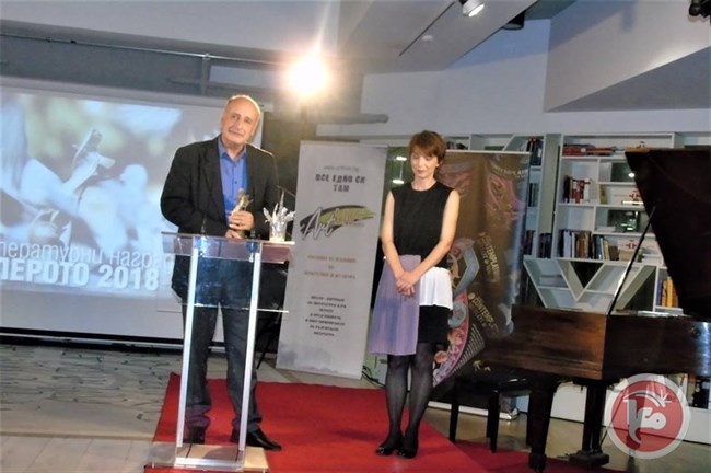 الثقافة:فوز المترجم خيري حمدان بجائزة &quot;الريشة&quot; البلغارية انجاز فلسطيني