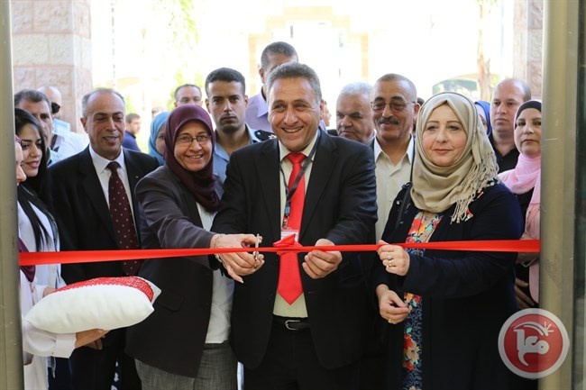 &quot;خضوري&quot; تفتتح فعاليات المعرض الفلسطيني للصناعات الكيميائية