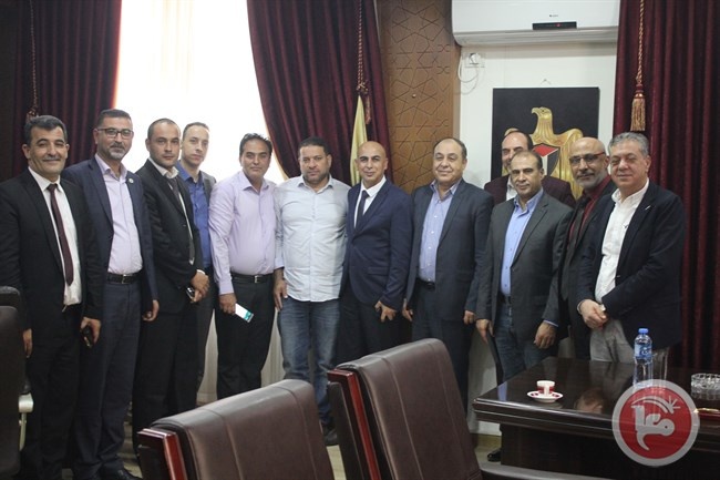 محافظ جنين يبحث تنفيذ مشاريع في محيط الجامعة العربية الأمريكية