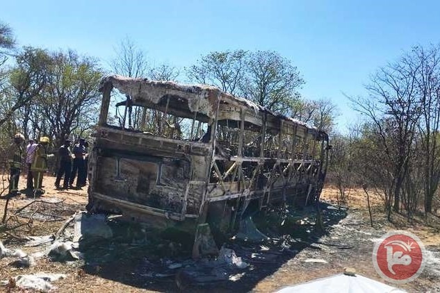 زيمبابوي.. عشرات القتلى جراء حريق داخل حافلة