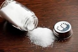 علماء- تناول الملح يساعد على تطور ضغط الدم
