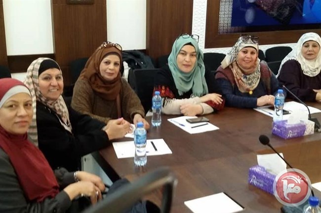 دائرة المرأة بمحافظة رام الله تشارك بفعاليات مناهضة العنف