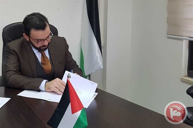 بسيسو يوقع 7 اتفاقيات لدعم مشاريع ثقافية فنية في غزة