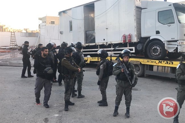 حملة اعتقالات في قرية العيسوية بالقدس