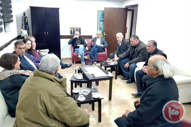 زعيمة حزب شين فين تزور شبكة معا