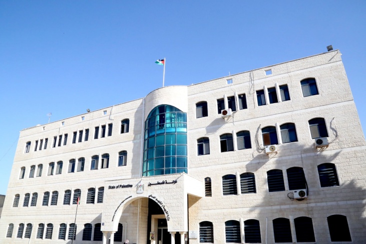 التربية تعلن عن منح دراسية في الجامعة الأمريكية بمالطا