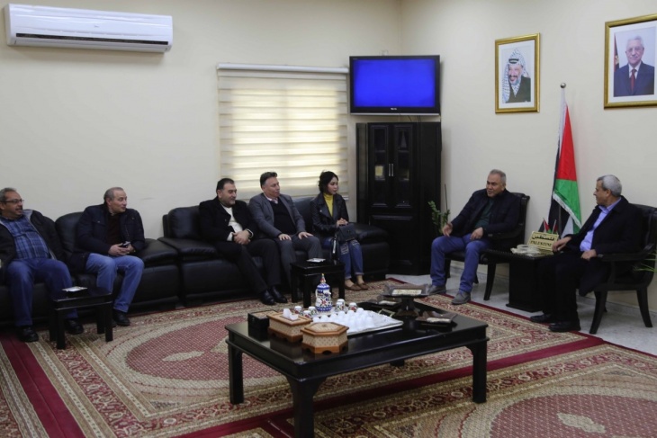 محافظ قلقيلية يلتقي السفير الفلسطيني في صربيا
