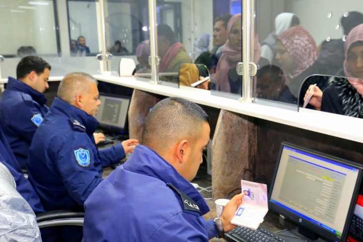 45 ألف مسافر تنقلوا عبر الكرامة وتوقيف 135 مطلوبا