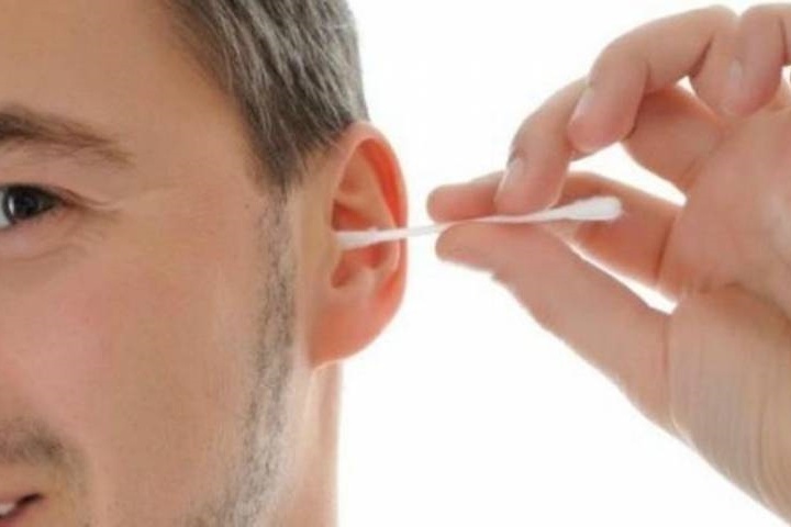 انسداد الاذن.. أسبابه وطرق علاجه