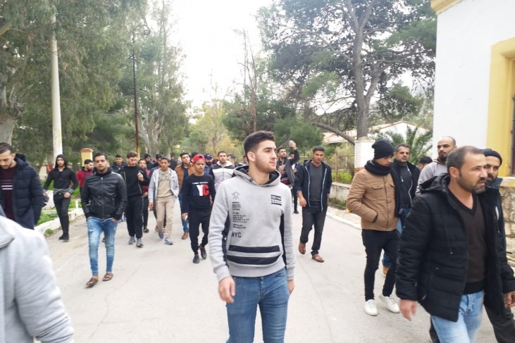 تفاصيل غرق مركب على السواحل اليونانية يرويها احد الناجين
