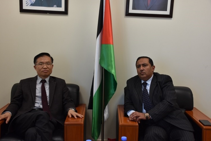 السفير شامية يطلع ممثل جمهورية سريلانكا لدى فلسطين على آخر الاوضاع