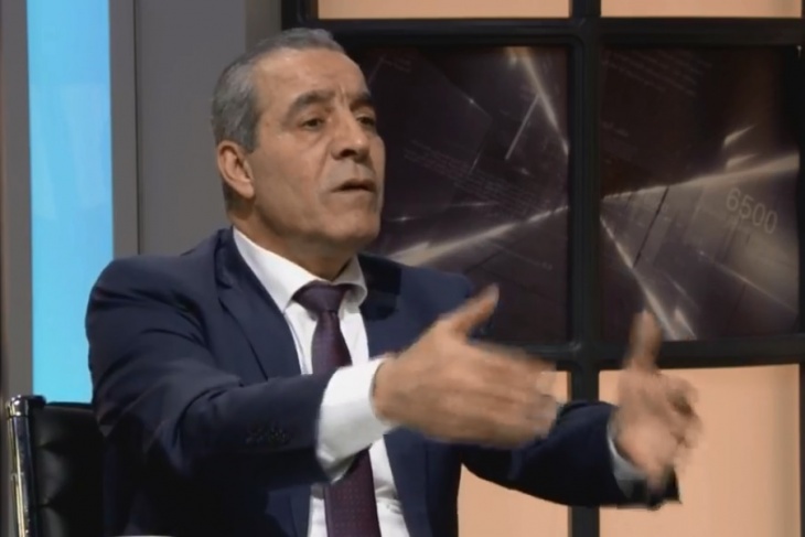الاحتلال يرفض السماح للطفل أبو جحر بالسفر- والدته تناشد الوزير الشيخ