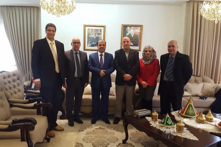 وكيل &quot;الإعلام&quot; يبحث مع السفير المغربي التعاون الاعلامي