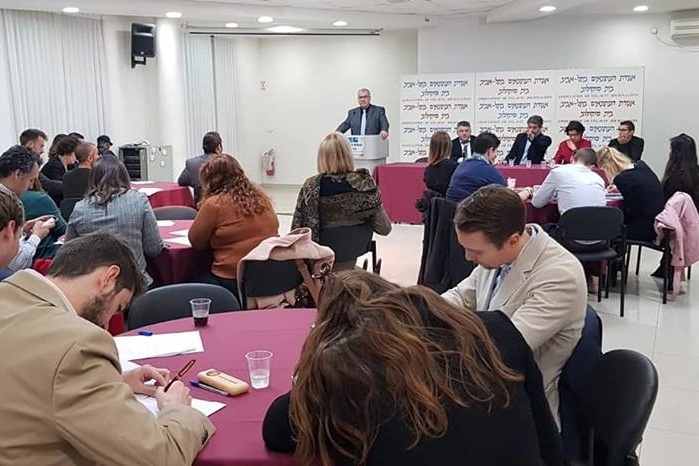 &quot;المتابعة&quot; تطلعُ الدبلوماسيين في اسرائيل على &quot;قانون القومية&quot;