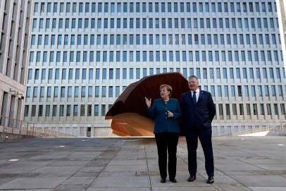المانيا تفتتح أكبر مركز تجسس في العالم