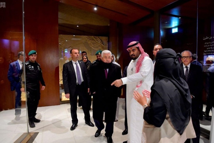 الرئيس يزور حي الطريف التاريخي بالسعودية