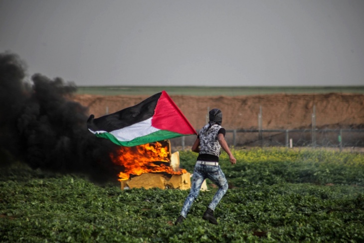 الفلسطينيون يحيون ذكرى يوم الارض