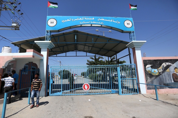 نائب منسق عملية السلام بالشرق الأوسط يصل غزة