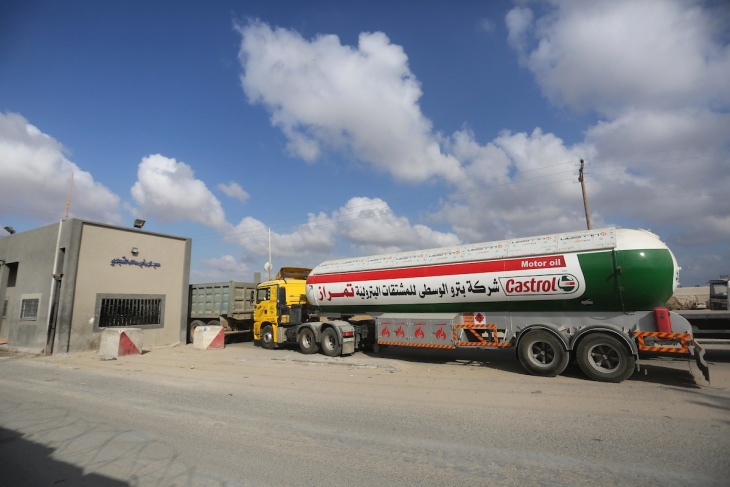إسرائيل تقرر وقف تزويد قطاع غزة بالوقود