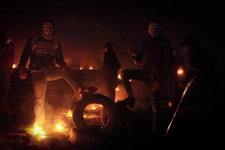 الاحتلال يطلق النار وقنابل الغاز صوب المشاركين بالارباك الليلي