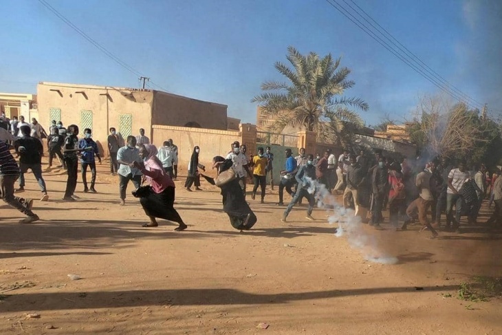 فض الاعتصام في الخرطوم: ارتفاع الحصيلة إلى 108 قتلى